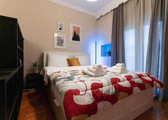 Charming 85Sqm Apartment With Panoramic City-Views